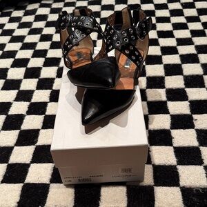 Halogen Black Studded flats